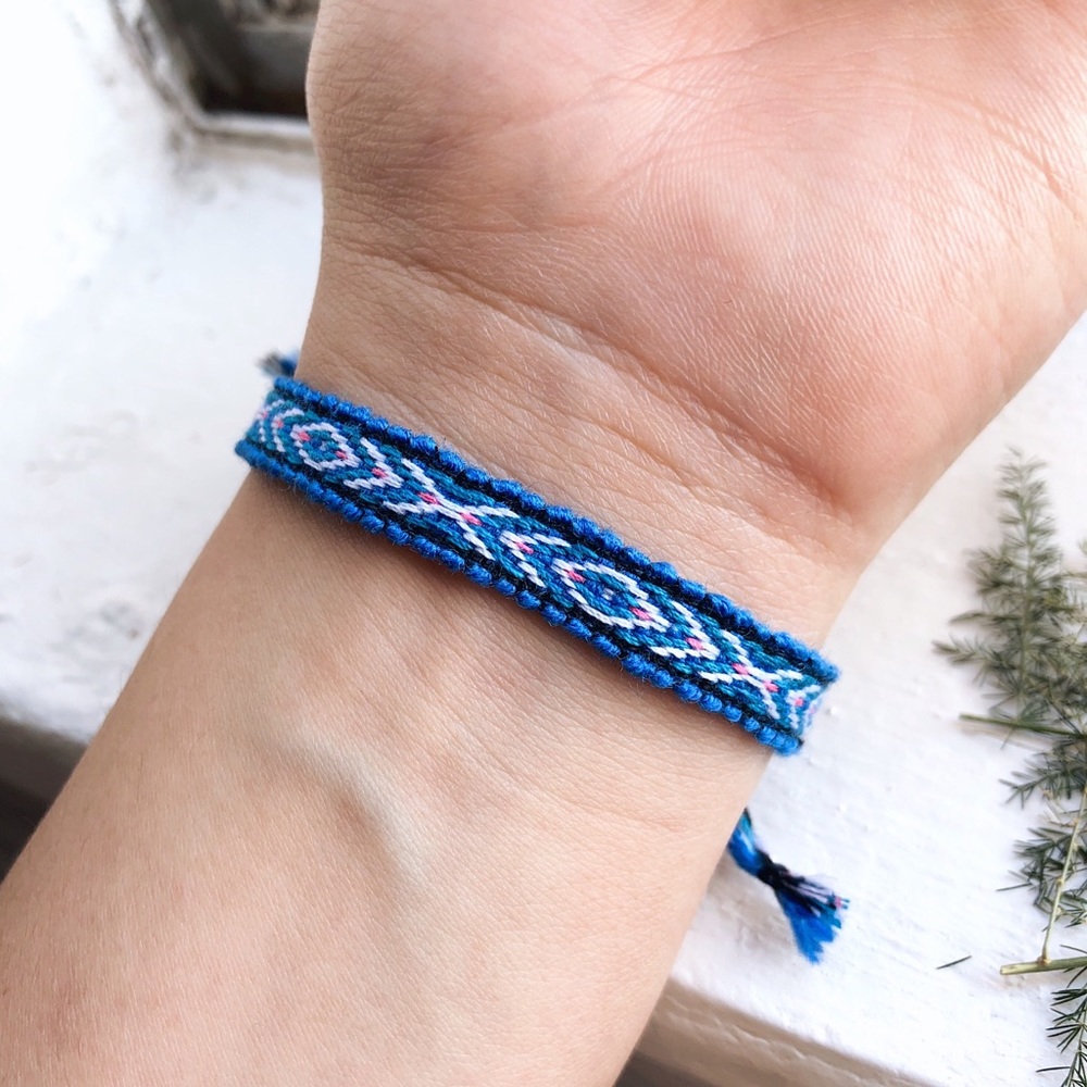 Blue & Pink Dotted Boho Woven Bracelet